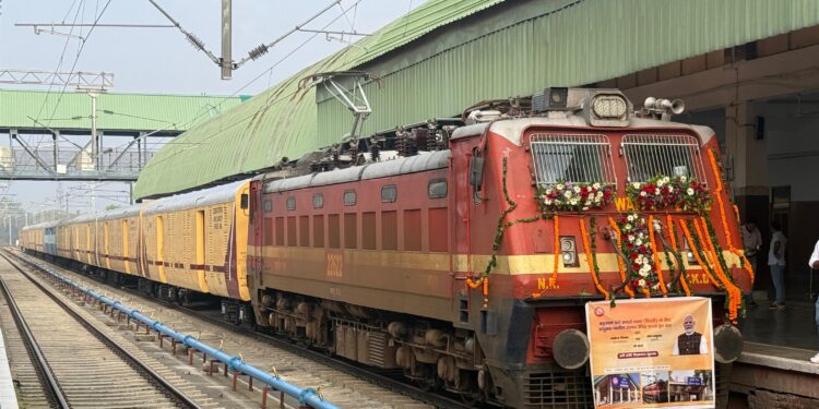 Golden moment for Kashmir: Railways