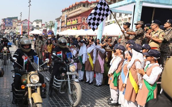 CRPF Women’s High-Altitude Bike Expedition flagged off from Srinagar to Ladakh