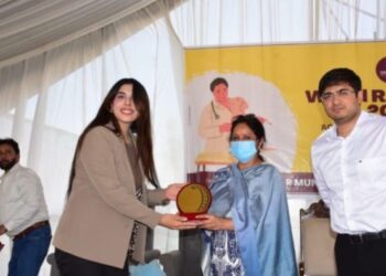 World Rabies Day: Commr Secy HUDD visits ABC/ARV Centre Srinagar