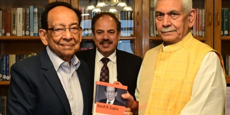 LG, experts discuss strategies for a disaster-resilient Jammu & Kashmir