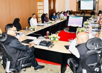 Javed Rana chairs FDCL’s Board meeting in Srinagar