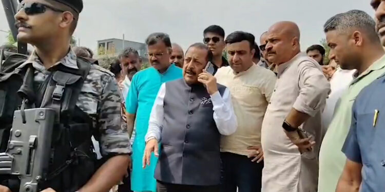 Flood-damaged structures to be rebuilt with better specifications, says Jitendra Singh