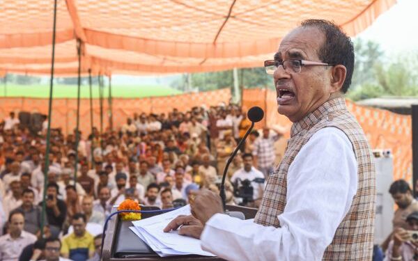Centre, J&K govt will bring farmers out of flood disaster with PM’s blessings: Agri minister Chouhan