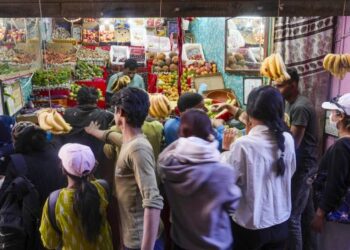 Curfew relaxed for few hours in Leh town