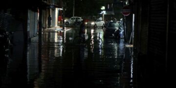 Srinagar Smart City, a few drops of rain and city chokes!