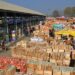 Traders at Sopore fruit mandi suspend operations due to closure of Jammu-Srinagar highway