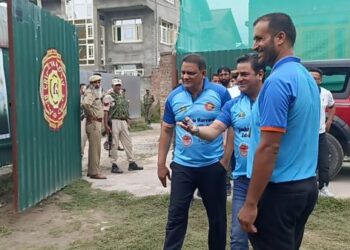 Mohammad Azharuddin mentors budding cricketers in Srinagar