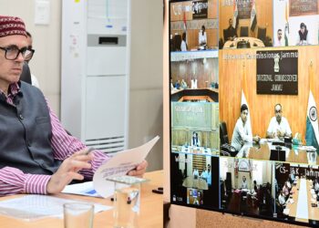 CM asks officials to expedite flood damage assessments to seek relief package from Centre