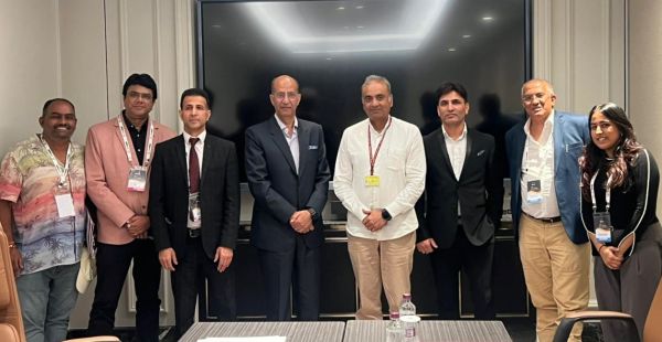 Advisor Nasir Aslam meets film industry leaders at FICCI Frames, Mumbai