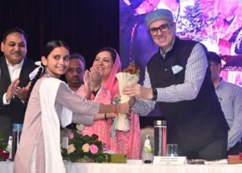 CM hands over regularisation orders to 863 CPWs of Edu dept