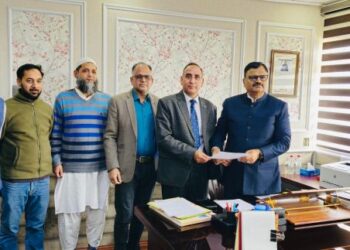  Civil Society delegation from Rajouri calls on Javed Rana