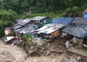 Eighteen dead as heavy rain triggers massive landslides in Darjeeling