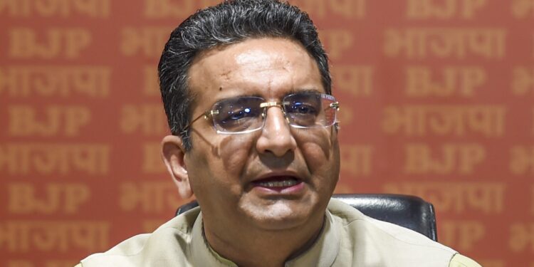 BJP slams Rahul Gandhi for his remarks at seminar in Colombia