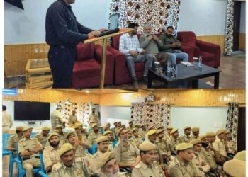    JKP, Forest Deptt collaborate for capacity building training on SOPs in north Kashmir
