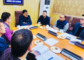 Javed Rana reviews functioning of Forest Deptt in Anantnag, Kulgam, Pulwama districts