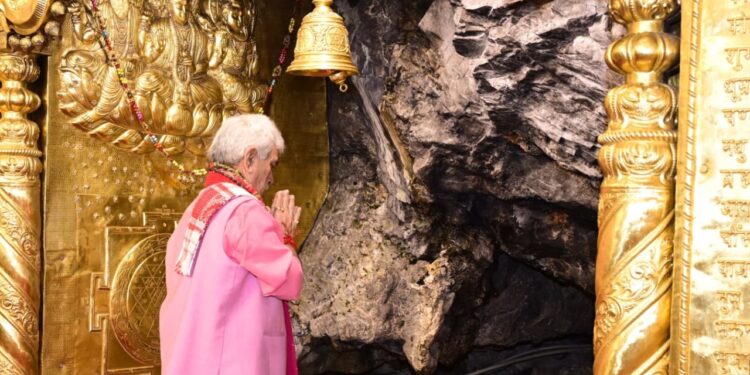 Lieutenant Governor Manoj Sinha paid obeisance at Shri Mata Vaishno Devi ji Shrine on Tuesday