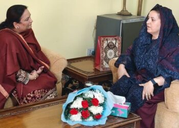 MD JKWDC briefs Min on schemes, initiatives for women empowerment