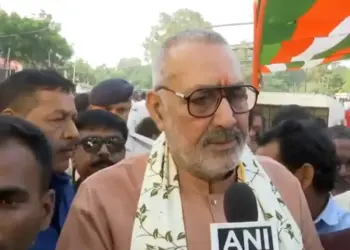 Union min Giriraj Singh courts controversy with remark against a minority community