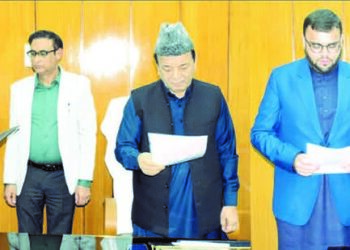 J&K Assembly Speaker administers oath to newly elected MLAs