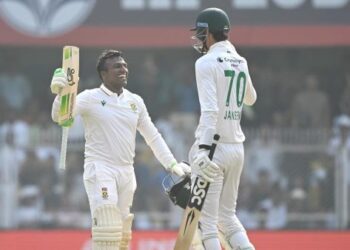 Flop show by Indian spinners as Muthusamy, Jansen seize control for SA