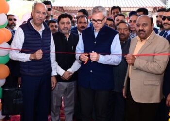 CM Abdullah reviews ongoing housing projects in Jammu