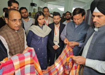 Commr Secy I&C inaugurates JKTPO’s Pashmina Fest-2025 at Katra