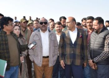 Dy CM inspects work on Rs 119 cr Pargwal Bridge project in Akhnoor