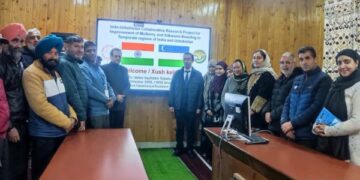 Global sericulture ties strengthened as Tashkent Director visits CSRTI Pampore