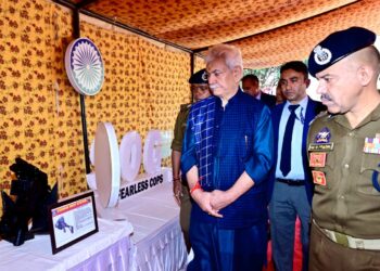 LG visits J&K Police Commando Training Centre in Jammu, reviews various training programmes