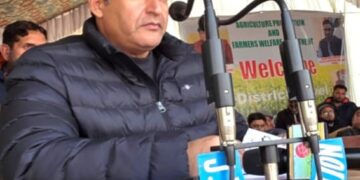 Javid Dar chairs mega Kissan Mela at Agriculture Complex Kupwara