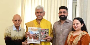 LG Sinha meets MLA, receives Dogri books