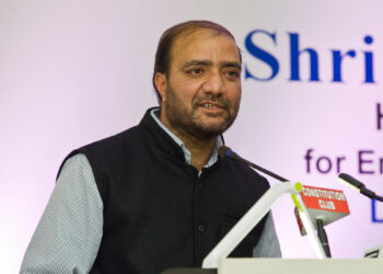 Senior journalist Tariq Bhat passes away