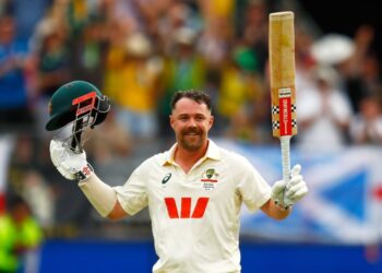 Travis Head’s century leads Australia to an 8-wicket victory over England in Ashes series opener