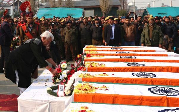 LG pays floral tributes to nine killed in accidental blast at Nowgam police station