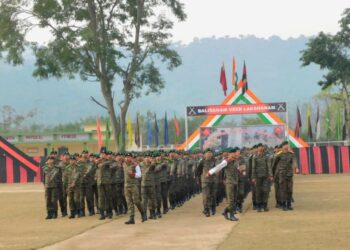 262 Army cadets from Kashmir pass out from JKLIR centre in Udhampur
