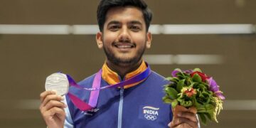 Aishwary Tomar wins 3P silver on World Cup Final debut