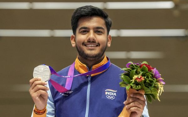 Aishwary Tomar wins 3P silver on World Cup Final debut