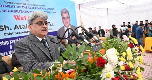 Chief Secretary visits mini-township Jagti