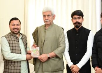 Delegations call on LG Sinha, raise local and student issues