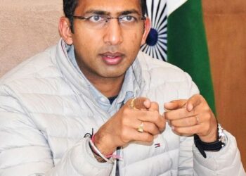 Div Com reviews progress of operationlisation of 60 MLD STP for Srinagar city