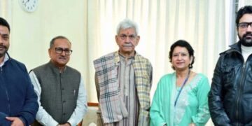 Dr Nirmal Singh calls on LG