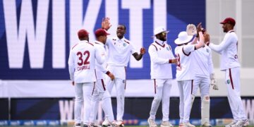 Shai Hope and Justin Greaves defy a depleted New Zealand team on the 4th day of the 1st test