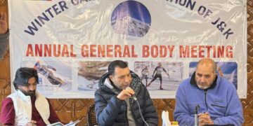 Winter Games Association of J&K holds AGM, honours athletes