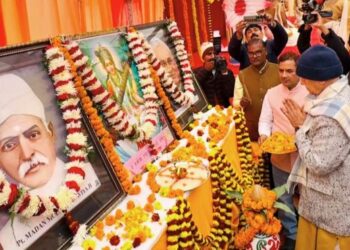 LG pays tributes to Malaviya & Vajpayee on their birth anniversary
