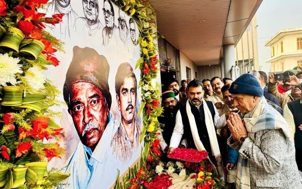 LG pays tributes to socialist leader, former BHU Students’ Union prez Babu Markandeya Singh