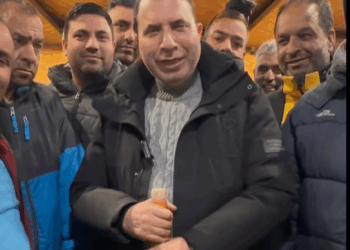 MLA Gulmarg inaugurates sports showroom at Chandilora