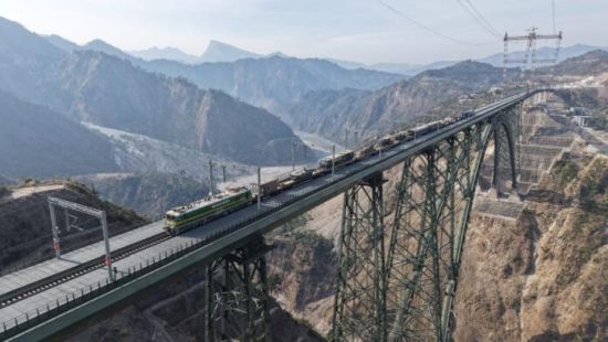 Special military train ferries tanks, artillery guns to Kashmir