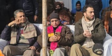 Apni Party holds convention in Tangmarg