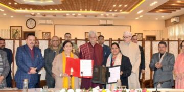 LG calls for contemporary, interdisciplinary and skill-oriented academic programmes at KU