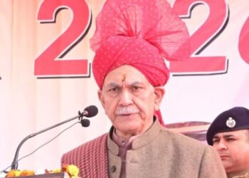 Take a pledge to build brighter J&K and work with dedication: LG Sinha to youth